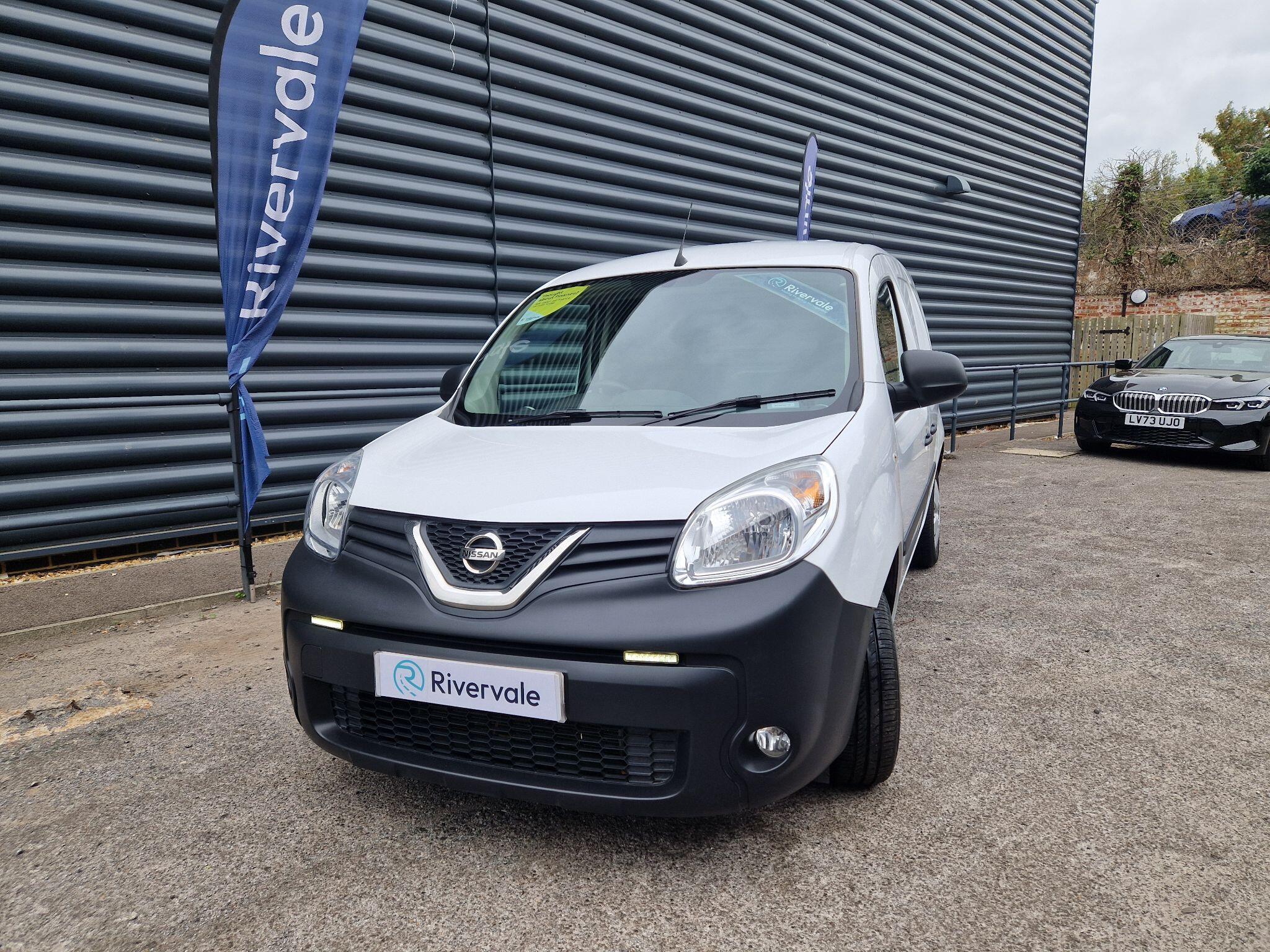 Nissan NV250 image 1